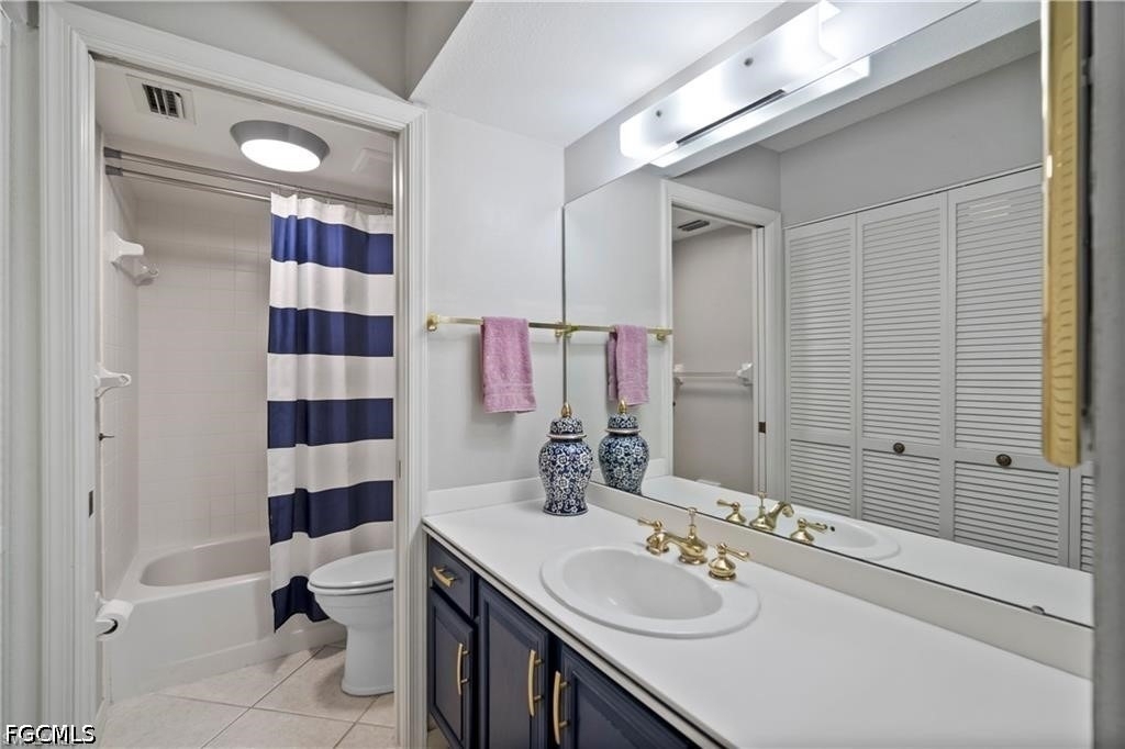 7430 Lake Breeze Drive - Photo 12