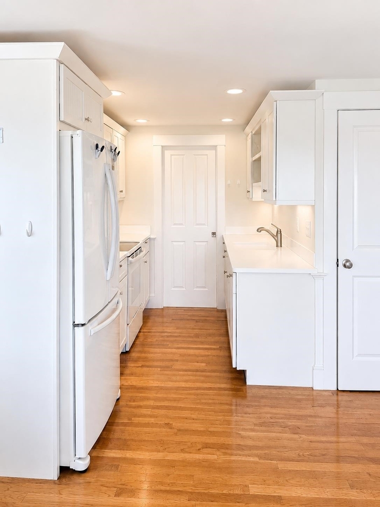 1381 Ocean - Photo 4