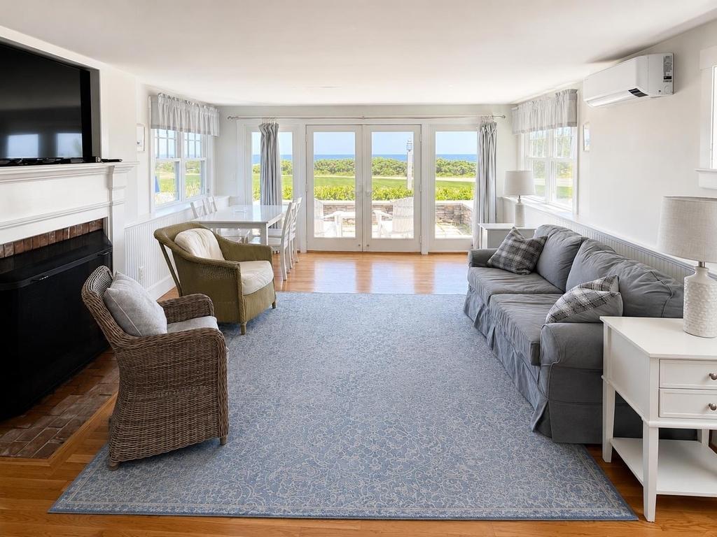 1381 Ocean - Photo 2
