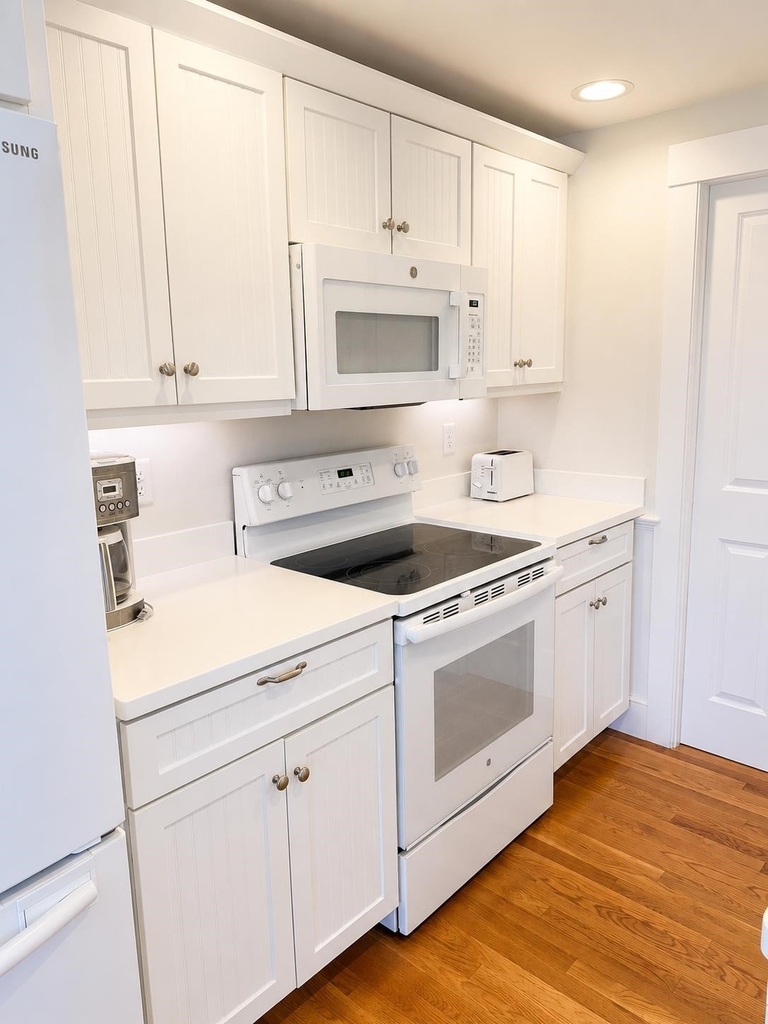 1381 Ocean - Photo 5
