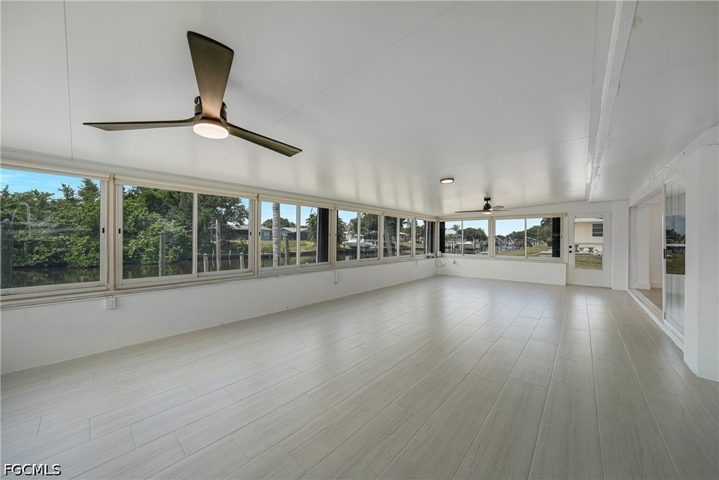 27381 Voyageur Drive - Photo 16