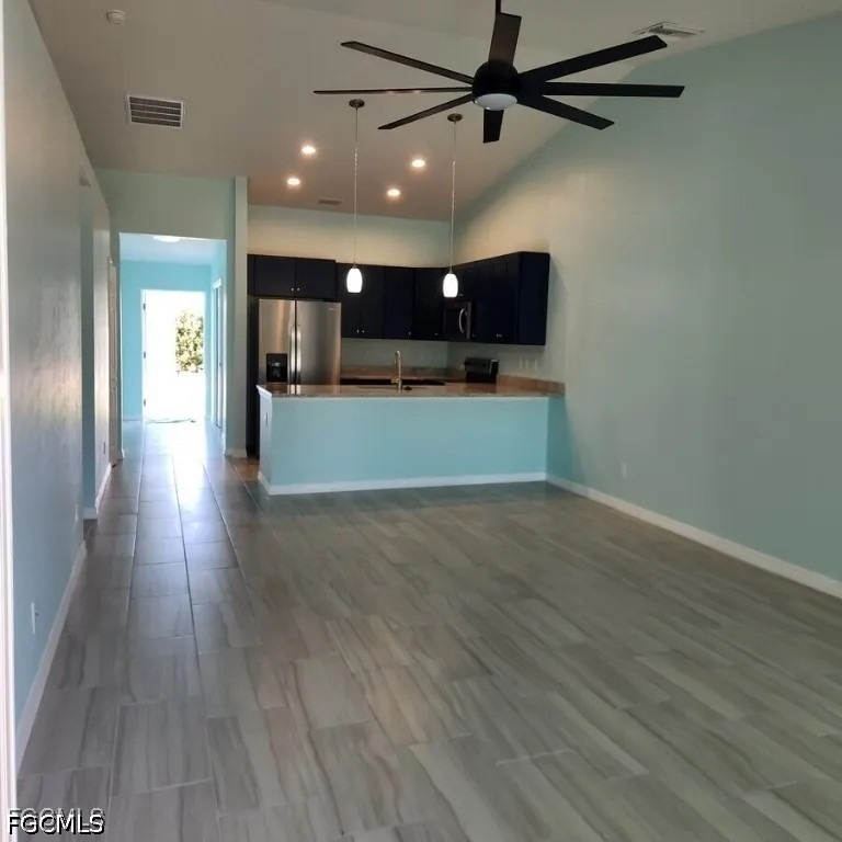 5653 Genesee Parkway - Photo 3