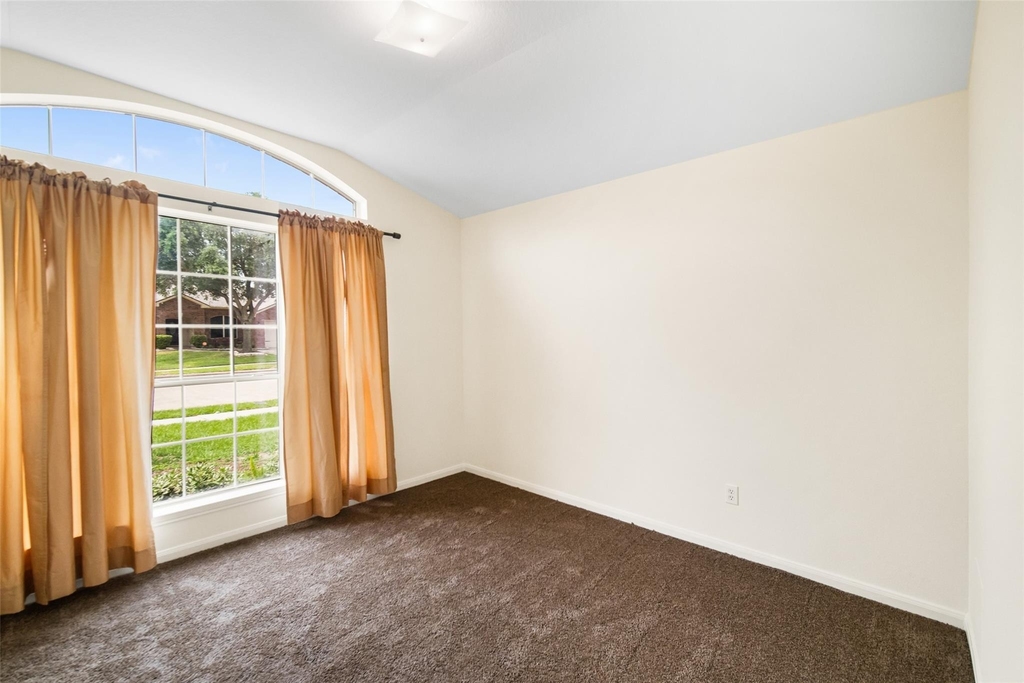 315 Brushy Glen Drive - Photo 3
