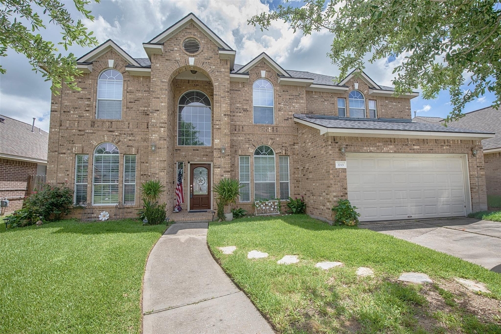 2213 Jernigan Ford - Photo 0