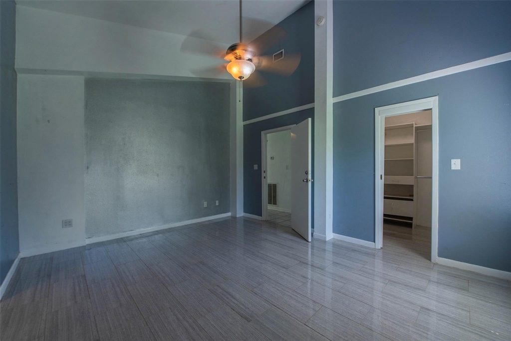 1208 Weyer Street - Photo 19