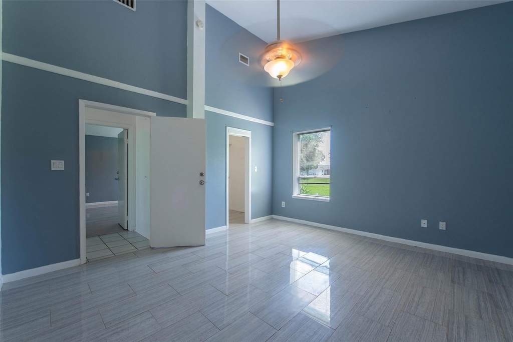1208 Weyer Street - Photo 20