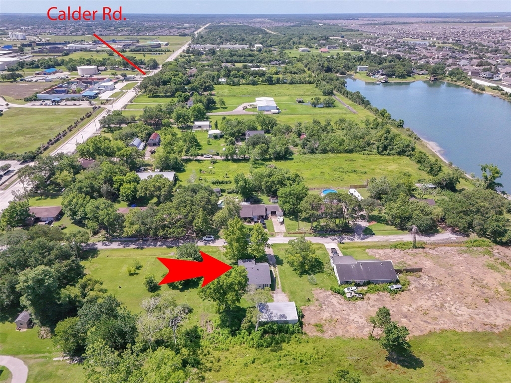 1208 Weyer Street - Photo 2