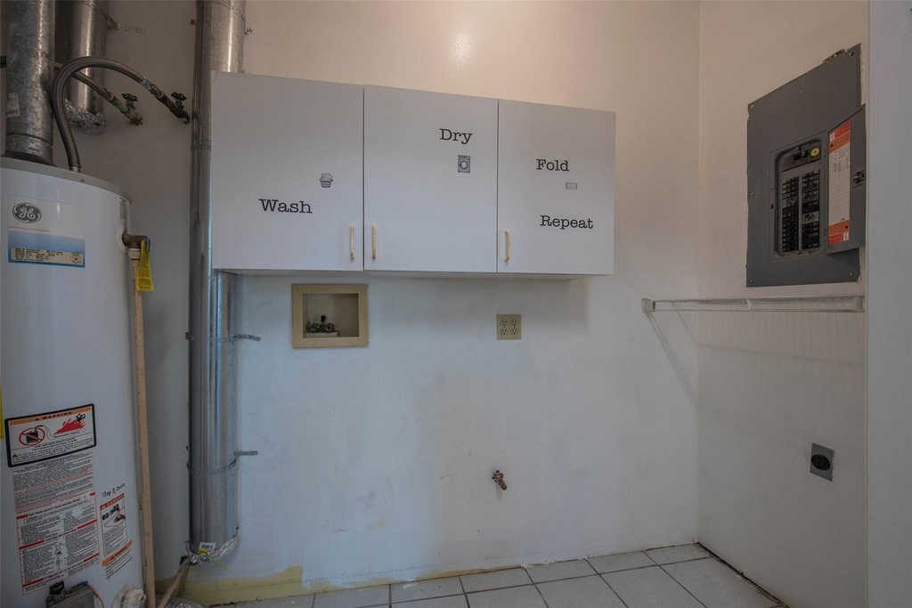 1208 Weyer Street - Photo 24