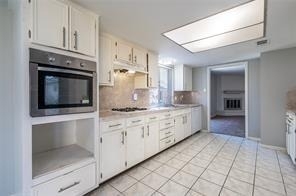 10215 Kirkwren Drive - Photo 10