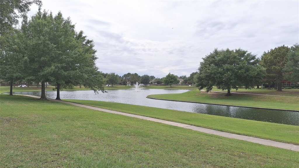 10615 Cortland Ridge Lane - Photo 39