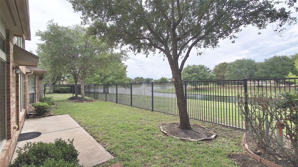 10615 Cortland Ridge Lane - Photo 35