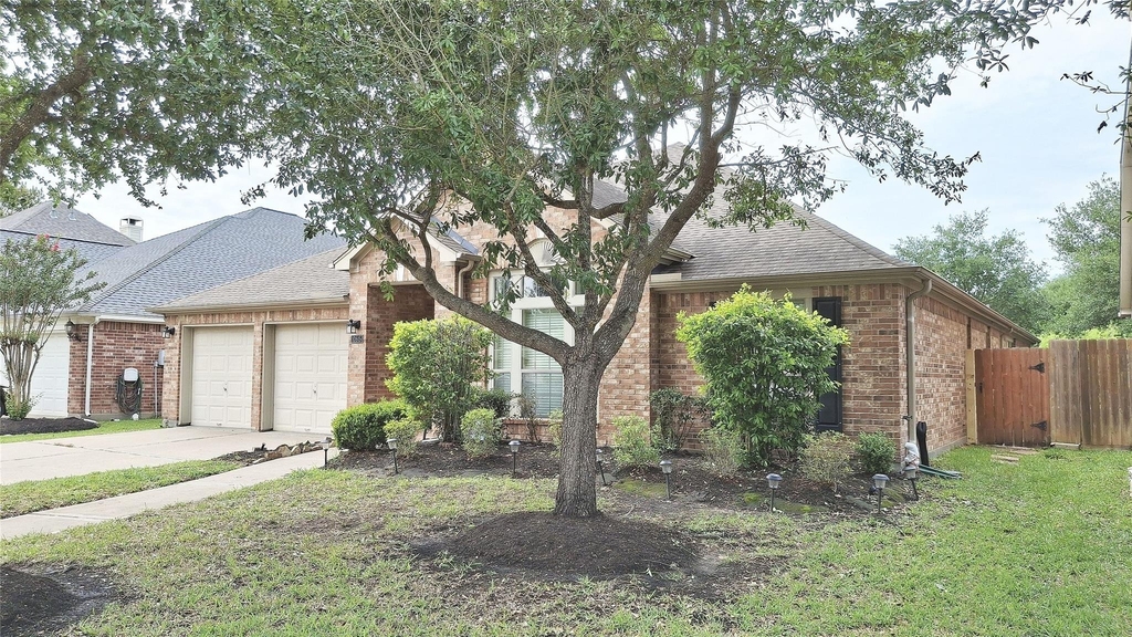 10615 Cortland Ridge Lane - Photo 3