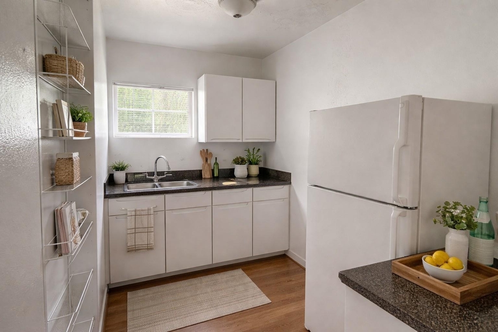 5607 Jackson Street - Photo 2