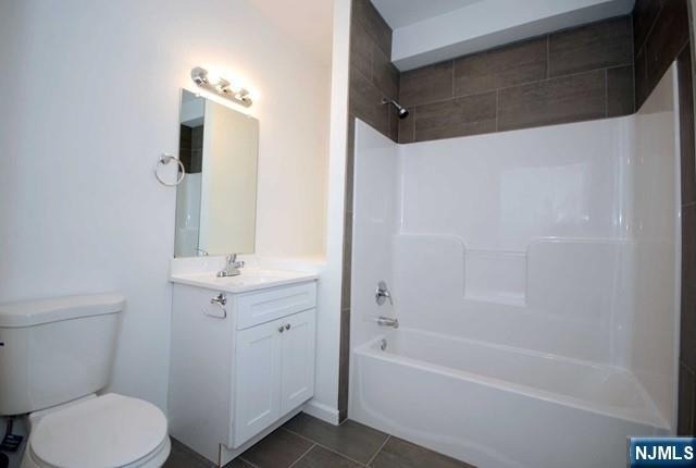 754 Paterson - Photo 3