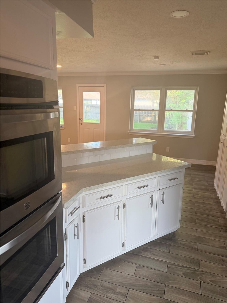 511 Rosewood Drive - Photo 8