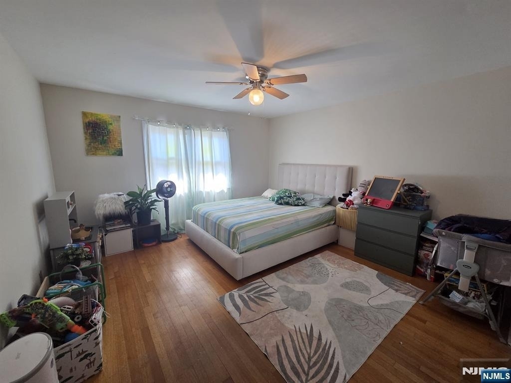360 New York - Photo 6
