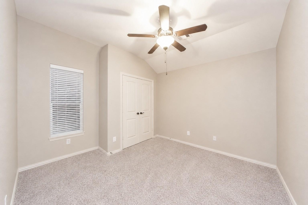 17919 Banbury Green Lane - Photo 20