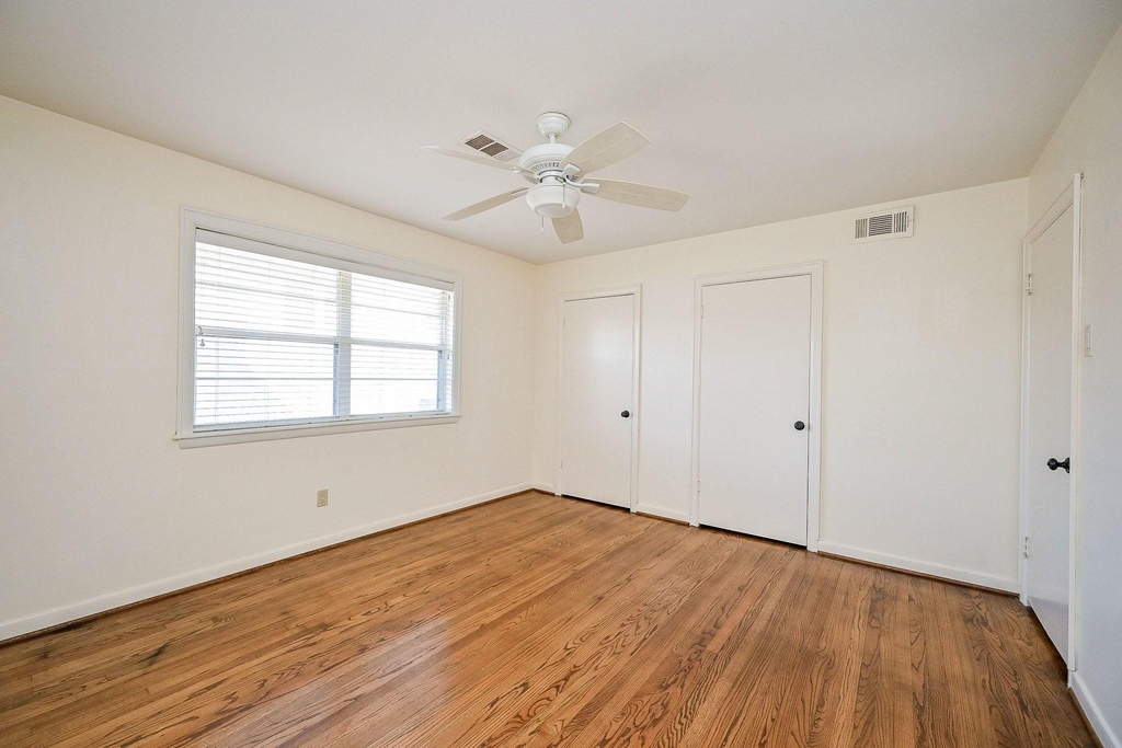 2821 Eastgrove Lane - Photo 14