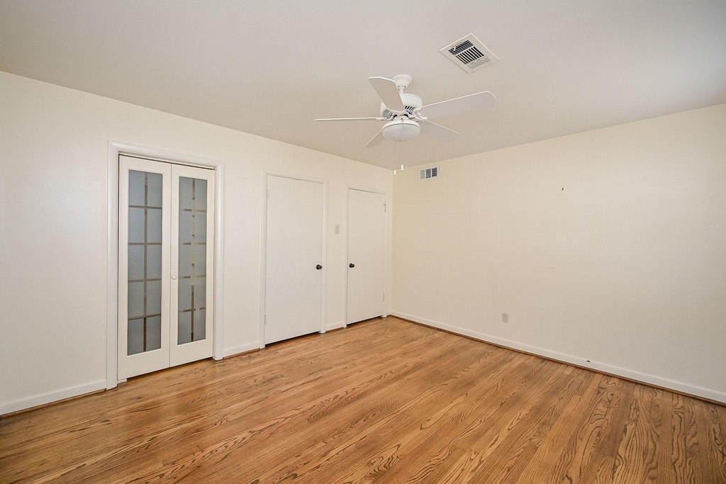 2821 Eastgrove Lane - Photo 16