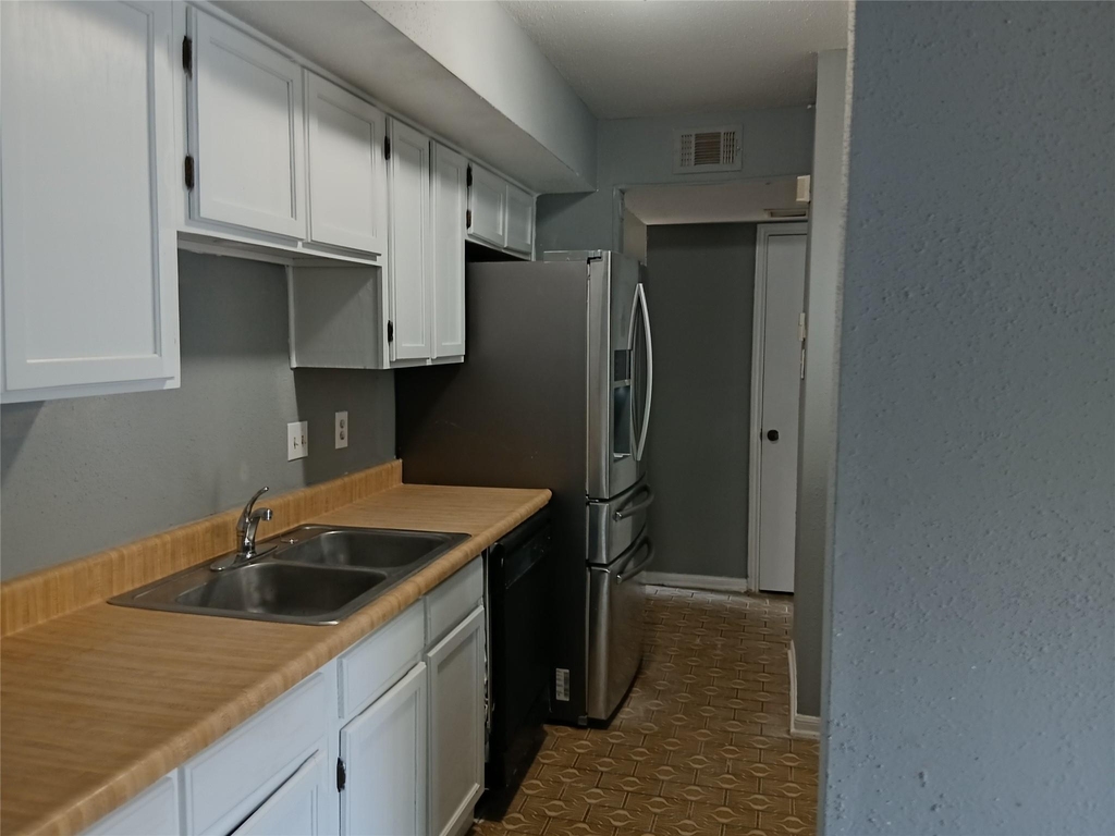 12517 Corona Lane - Photo 3