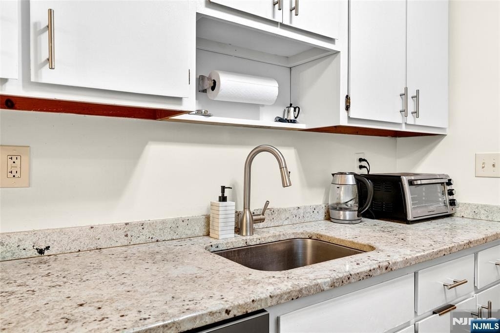 138 Indian Hollow - Photo 11