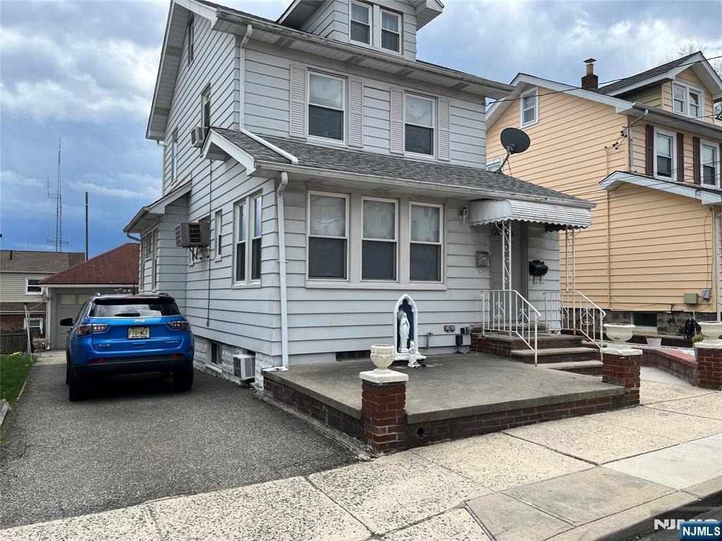 524 Kearney - Photo 0