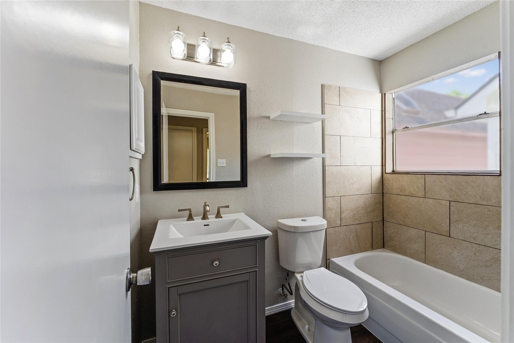 11831 Meadowchase Drive - Photo 26