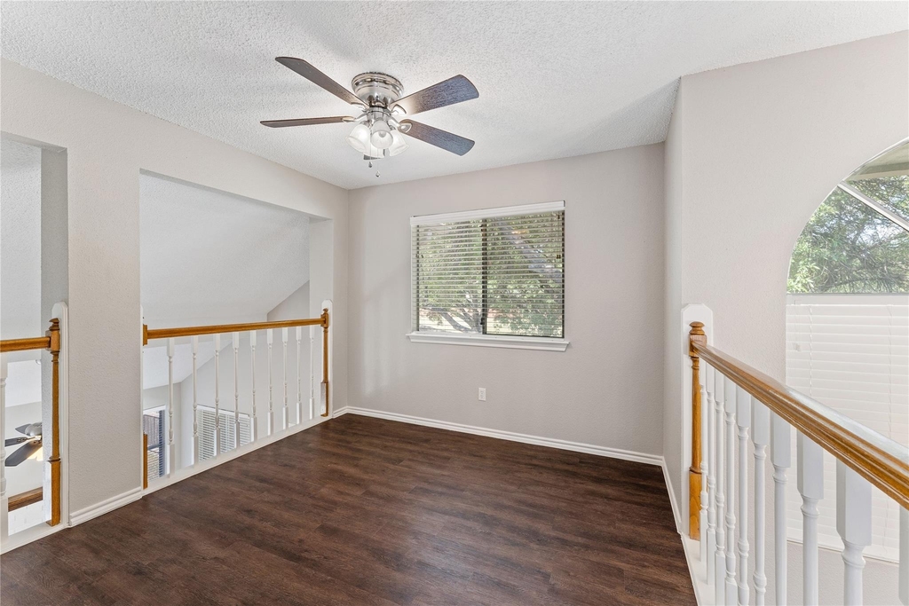 11831 Meadowchase Drive - Photo 17