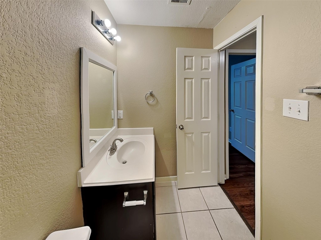 21715 Britton Hill Way - Photo 16