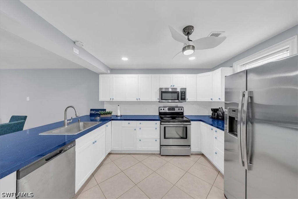 2750 Manorca Avenue - Photo 9