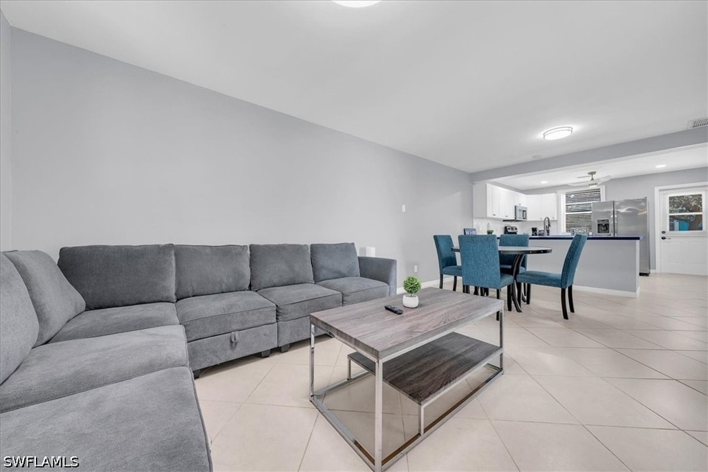 2750 Manorca Avenue - Photo 2