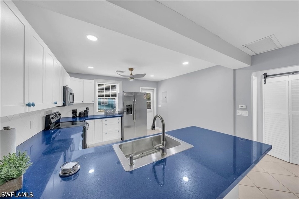 2750 Manorca Avenue - Photo 7