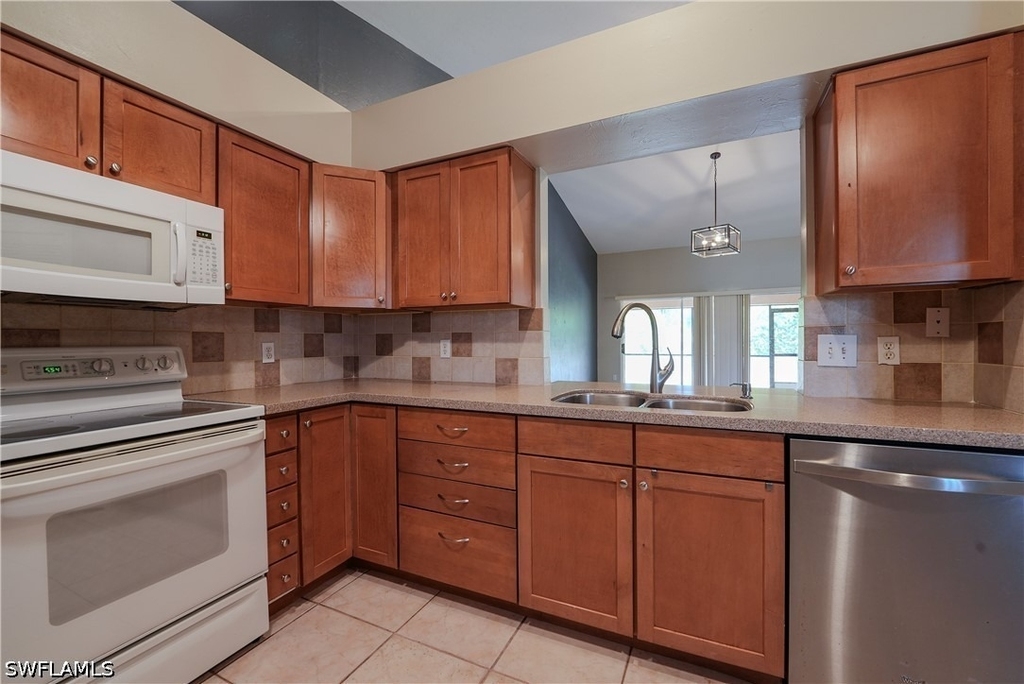 430 Saint Andrews Boulevard - Photo 18