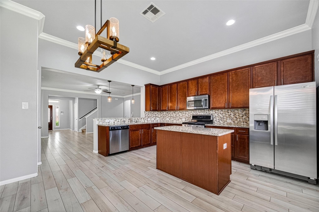 8123 Aleppo Pine Ln - Photo 7
