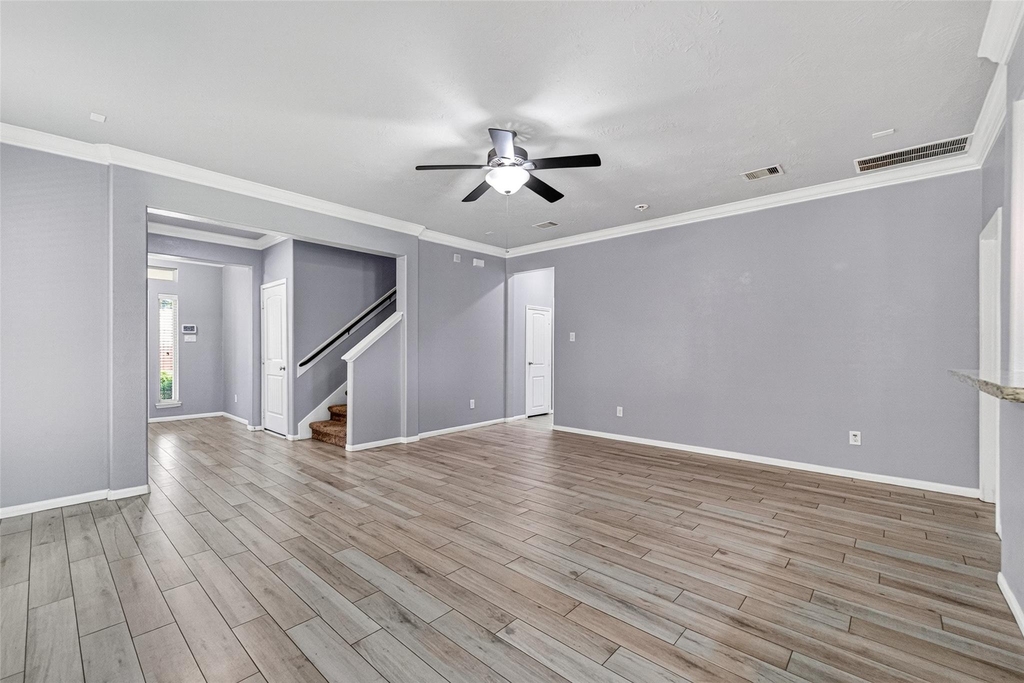 8123 Aleppo Pine Ln - Photo 3
