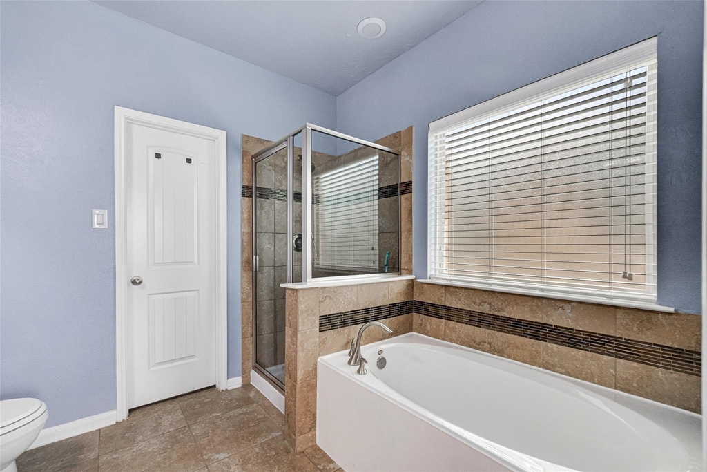 8123 Aleppo Pine Ln - Photo 14