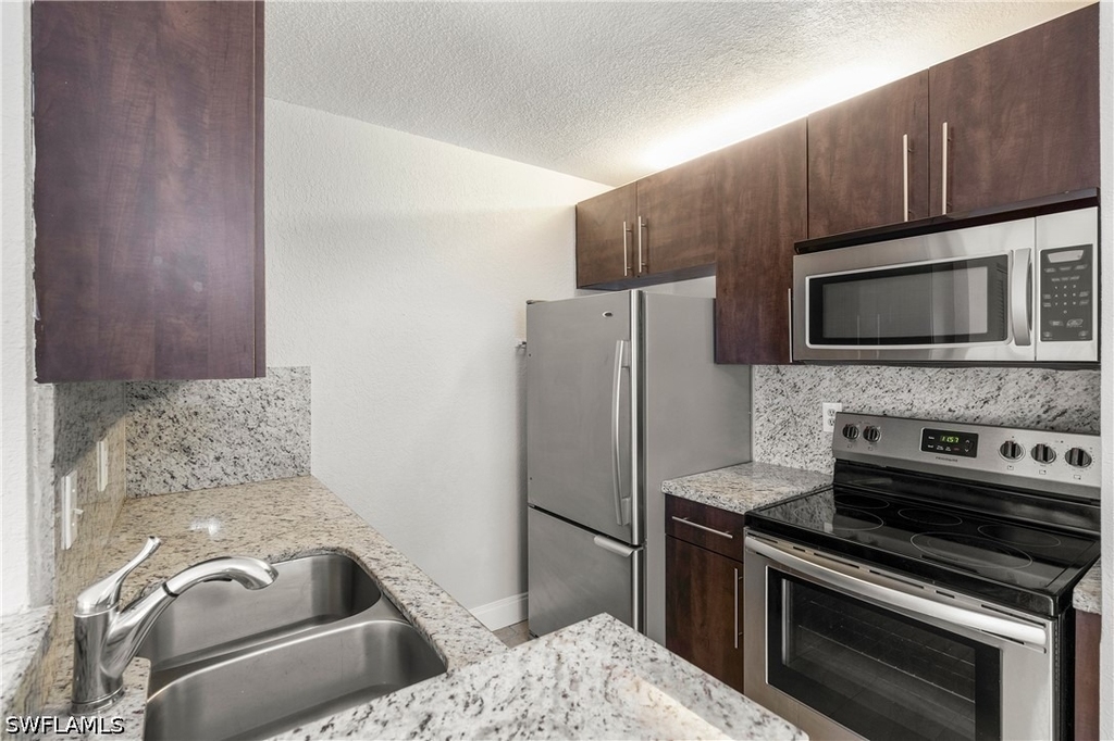 116 Santa Clara Drive - Photo 2