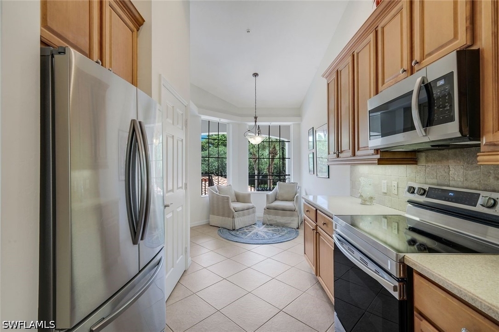 12080 Matera Lane - Photo 6
