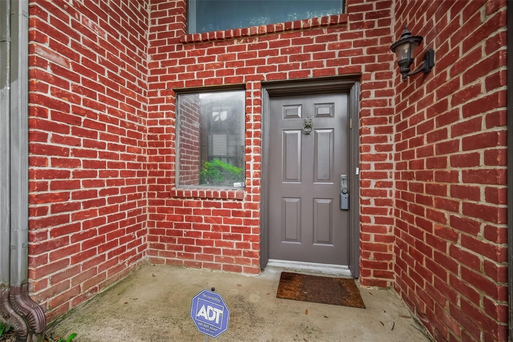 7447 Cambridge Street - Photo 2