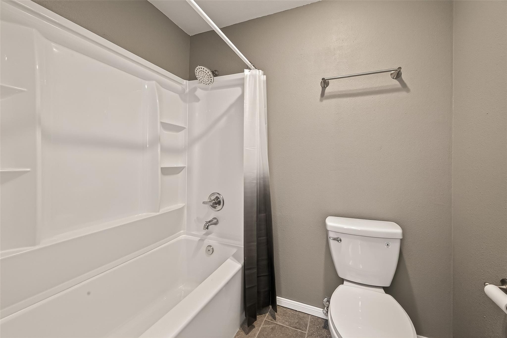 7447 Cambridge Street - Photo 31