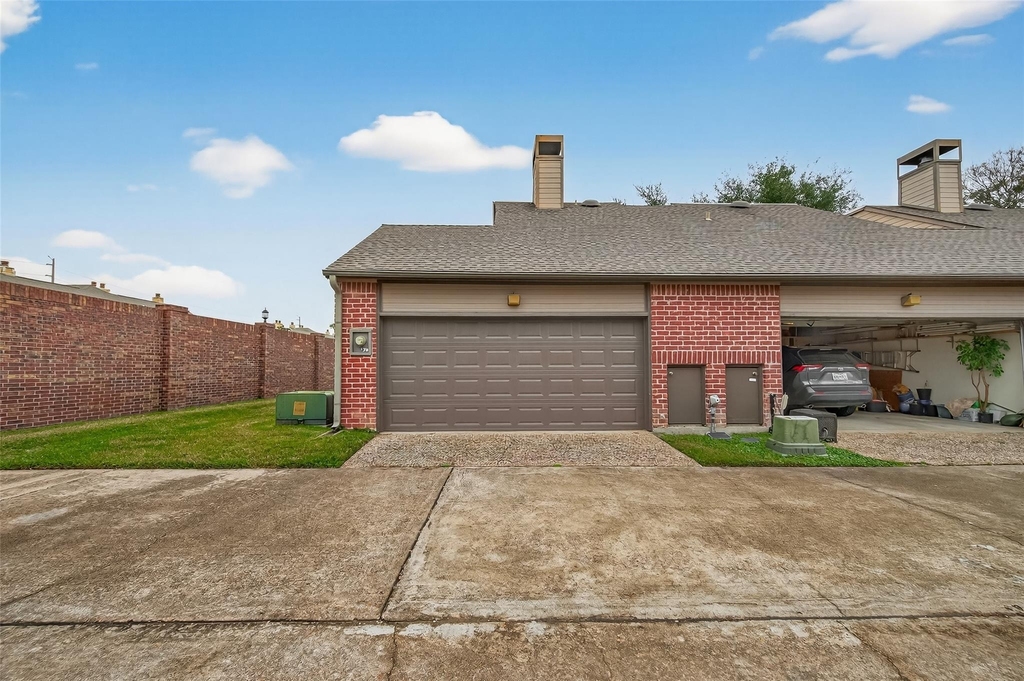 7447 Cambridge Street - Photo 39