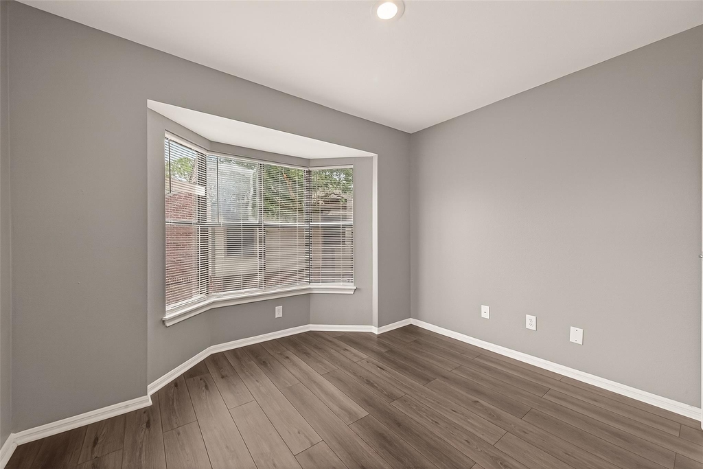 7447 Cambridge Street - Photo 26