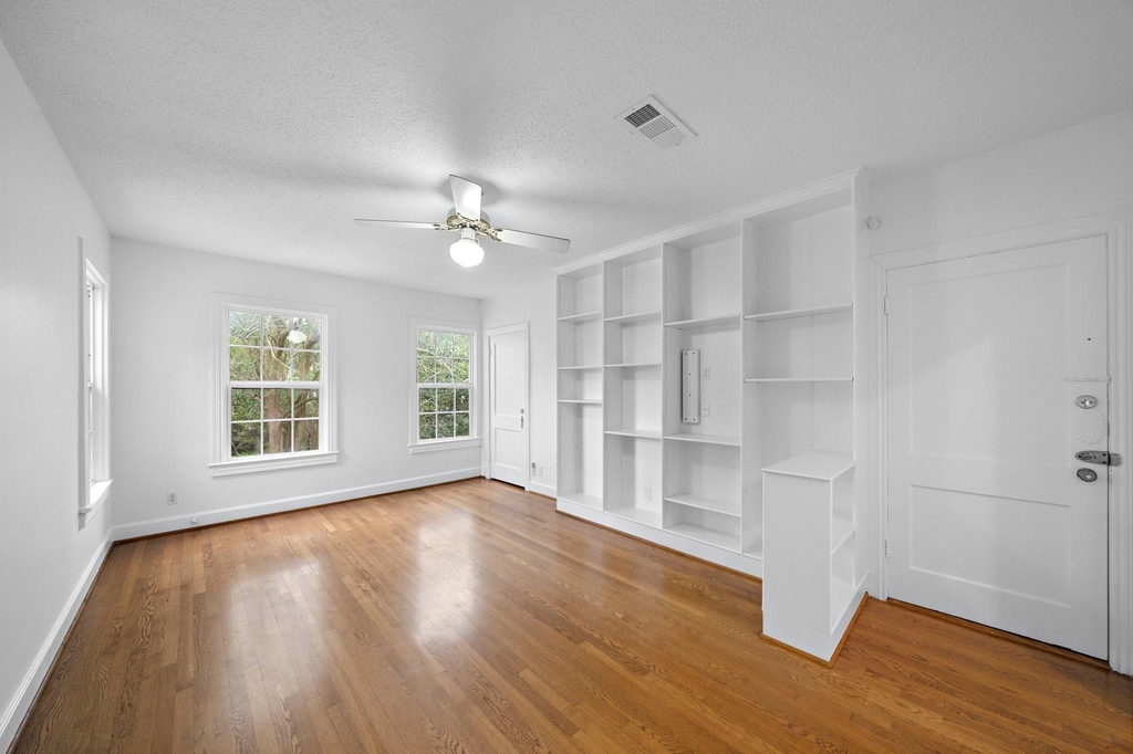1510 Harold Street - Photo 3
