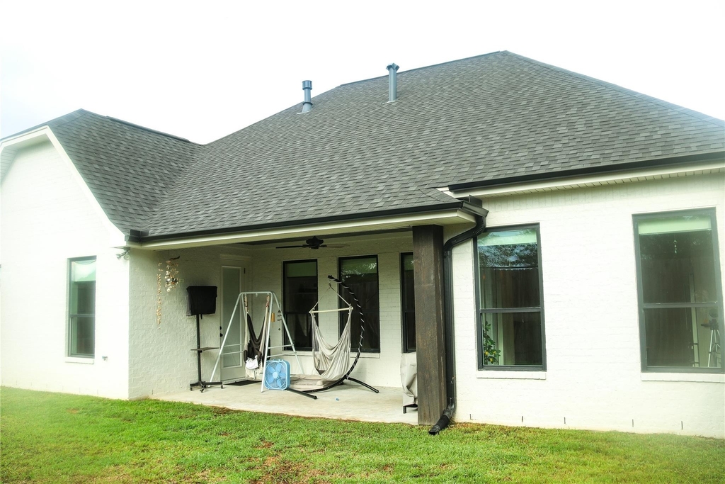313 Mandavilla Way - Photo 35