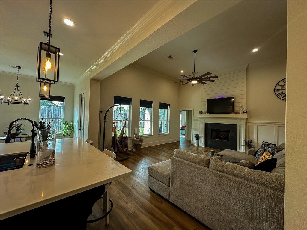 313 Mandavilla Way - Photo 13