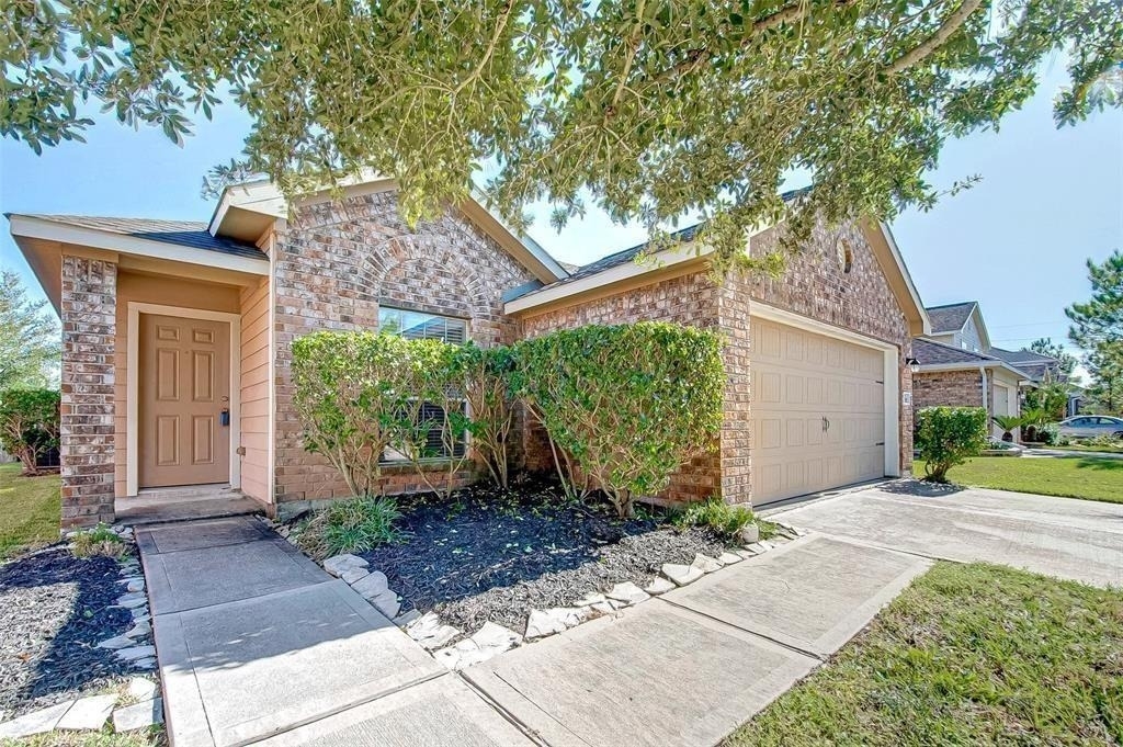 5518 Gibralter Place - Photo 1