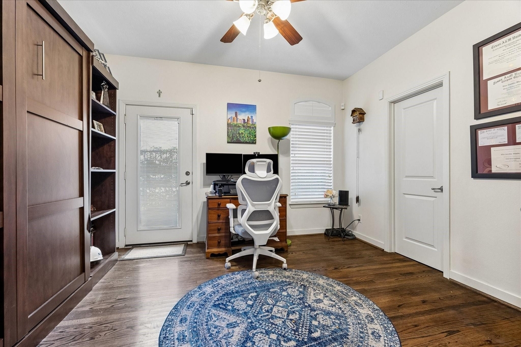 4212 Dickson Street - Photo 4