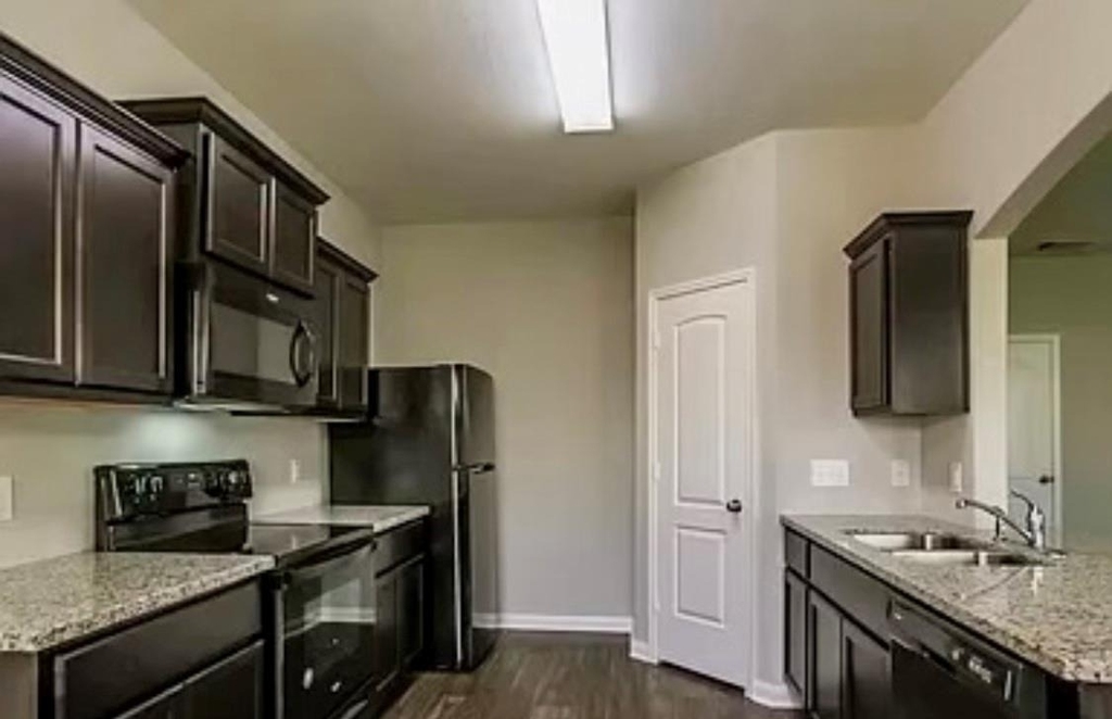 2011 Sweet Lilac Drive - Photo 3