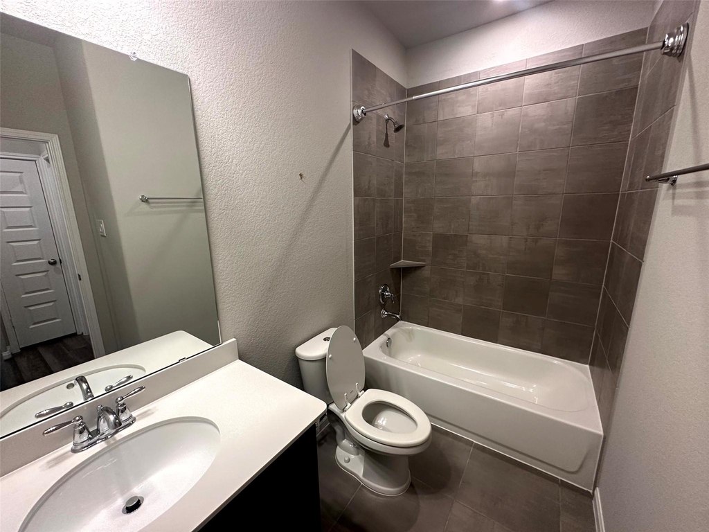 7072 Silverleaf Oak Street - Photo 13