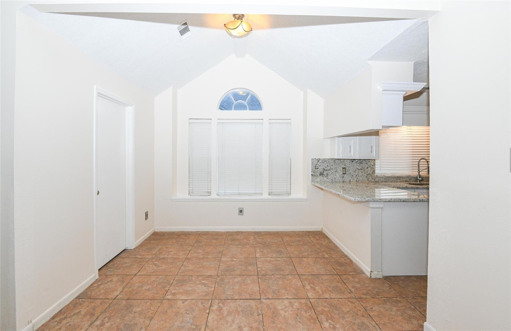 14819 Chetland Place Drive - Photo 4